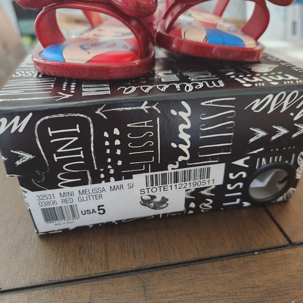 Mini Melissa size 5